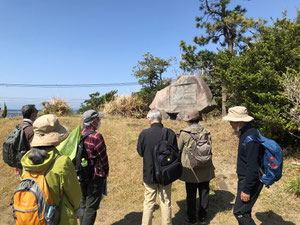 「歌の町」の童謡碑