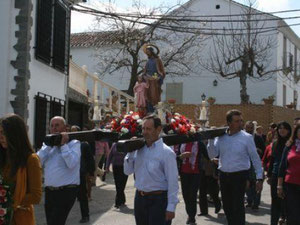 Momentos de la procesión. (Foto: Manuel Carrillo Castillo)