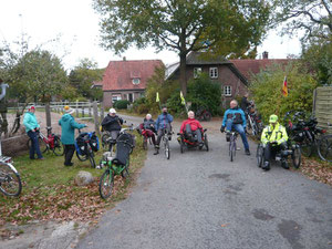 Abfahrt zu Rückfahrt durch das Engelsmoor.