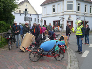 Beim Start vor Dynamo Schneider.