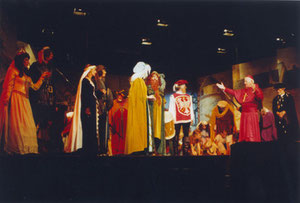 Innenbühne in der Stadthalle - Aufführung im Jahre 2005