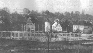 Bau der Schloßgartenhalle in Flehingen 1973