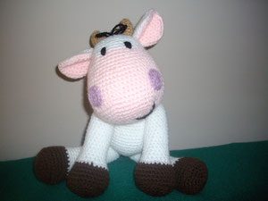 VACA AMIGURUMI