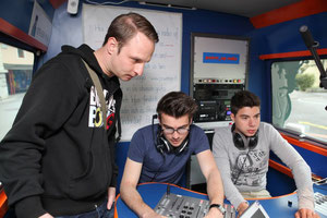 Das Radio zu Besuch im Radio! Mike Wisler von Radio Pilatus im Radiobus von Special K