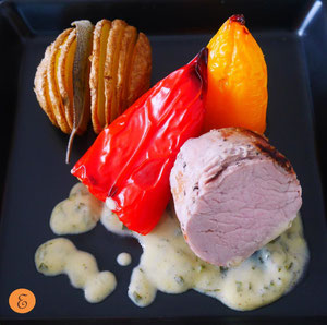 Schweinsfilet / Selbeierdäpfel / Paprika / Senfsauce