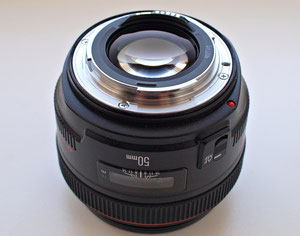 Canon EF 50 mm f/1.2 L USM