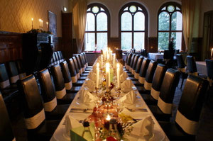 Die festliche Tafel der Herren.*