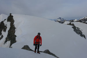 Gross Fiescherhorn, Hinter Fiescherhorn, Hinteres Fiescherhorn, Grosses Fiescherhorn, Überschreitung, Abstieg, Südwestrippe, Ewigschneefeld, Ewigschneefäld