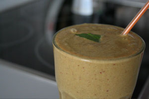 Carrot Apple Mint Smoothie