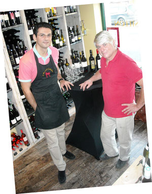 Michael Fernandez et un - petit - visiteur vigneron