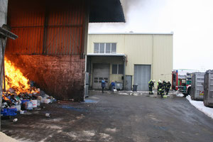 Feuerwehr am Einsatzort. Foto: FF Krems