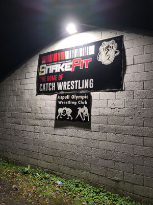 Krav Maga Combatives Hanau Luta Livre Catch Wrestling Snakepit Wigan 
