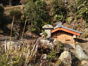 水神と井戸（大念寺）