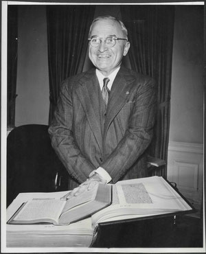 1949 - Truman and the Gutenberg Bible