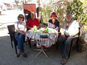 Sur la terrasse avec Michèle et Paul Quere 