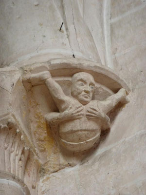 chapiteau de l'église romane de Villefranche/Cher