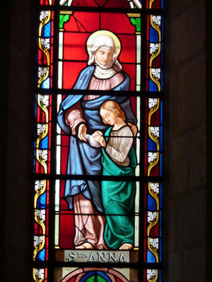 Ste Anne à Chalonnes sur Loire où l'on honore St Maurille