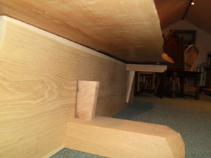 Chunky Oak Base