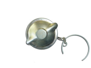 21-1103010 Tankdeckel GAZ 24, GAZ 2401, GAZ 2410, GAZ 24-02, GAZ 24-24 Wolga, GAZ 24-76 «Scaldia». Fuel filler cap l GAZ 24, GAZ 2401, GAZ 2410 Volga. Пробка в сборе (Крышка бака топливного) ГАЗ 24, ГАЗ 2401, ГАЗ 24-10, ГАЗ 24-02, ГАЗ 24-24 Волга.
