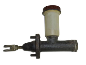 403-3505010 Hauptbremszylinder (HBZ) Moskwitsch Moskwitch Moskwich Mosi 403 / 407 / 408 / 412. Brake master cylinder Moskvich Moskvitch 403 / 407 / 408 / 412. Главный цилиндр гидропривода тормоза (ГТЦ Главный тормозной) автомобиля Москвич 403 / 407 / 408 