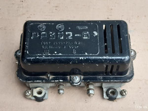 РР362-Б ( PP362-B, РР362-6) Regler Spannungsregler Lichtmaschinenregler traktor K700 Kirowez. Control box voltage regulator tractor K700 Kirovetz. Реле-регулятор трактор К700 Кировец.