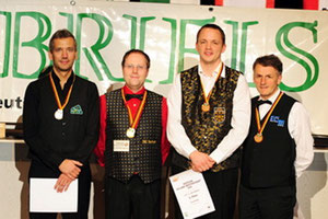 3. DM Cadre 71/2 Wolfgang Zenkner(rechts im Bild)