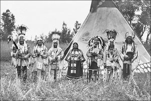 Siksika (Blackfeet) Indians & Tipi 1913 