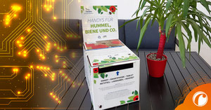 die Recycling-Box vom NABU (Naturschutzbund Deutschland) unter dem Motto „Handys für Hummel, Biene und Co.“