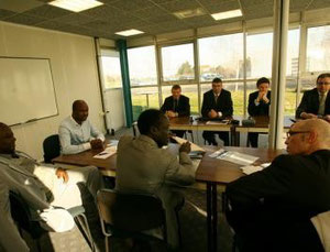 Hier au siège de la société Prooftag à Montauban : une délégation de la CENI guinéenne est venue témoigner de l'efficacité du code à bulle./Photo DDM C.L