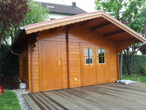 Lasurarbeiten auf Holz