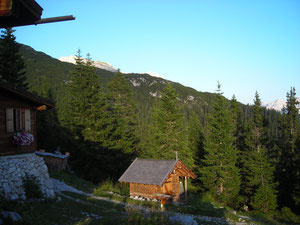 Auf der Pleisenhütte (mit Antoniuskapelle)