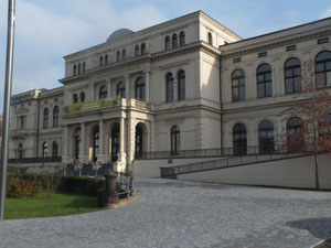 Alfred-Brehm-Platz, Zoo-Gesellschaftshaus