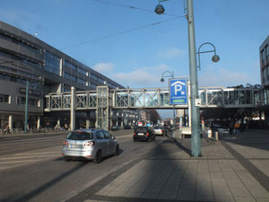 Übergang zwischen Oderturm und Lennèzentrum