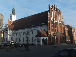 Altes Rathaus (nach dem Krieg wiederaufgebaut)