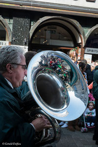 Irlande, Comté du Connemara, Galway, parade de la St-Patrick, fanfare