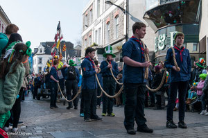 Galway, parade de la St-Patrick, scout