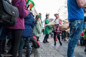 Galway, parade de la St-Patrick, amitié étrangère