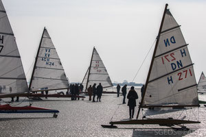 Ice yachting - Monnickendam