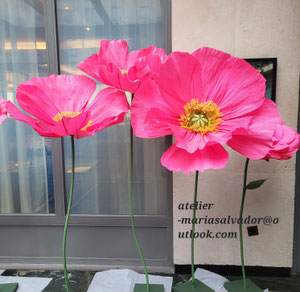 fleurs géantes en papier crépon, réalisation fait main en France
