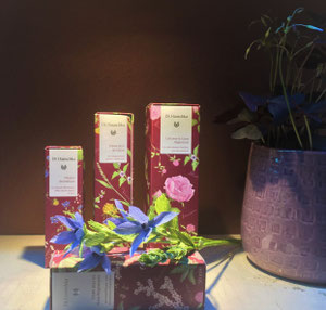décoration scénographie  -mini fleurs crépon, l'art du papier