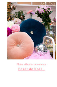Fleurs en papier couleur fuchsia, mauve lavande, ivoire et rose pastel pour le Bazar de noël pour la maison Des Petits Hauts 