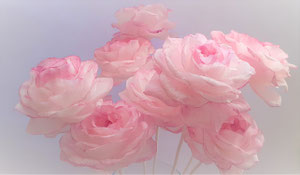 bouquet de fleurs en papier, tonalité roses pastel et fuchsia 