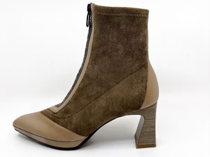 Hispanitas model nr 08 - € 184.00