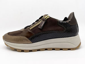 DL Sport model nr 04 - € 179.00 (uitneembaar voetbed)