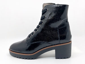 DL Sport model nr 18 - € 213.00 (uitneembaar voetbed)