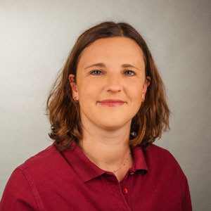 Kim Freidel, Gesundheits- und Krankenpflegerin, VERAH (Versorgungsassistent/in in der Hausarztpraxis), NäPa (Nicht-ärztliche Praxisassistentin)