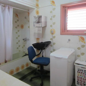 Salle de bain baignoire de la grande villa