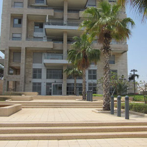 High standing Building