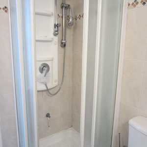 2ème salle de bain douche