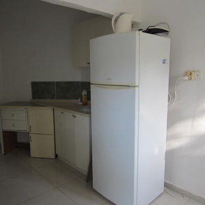 Frigo + plaque de cuisson